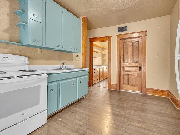 5th image of 902 S 20th STREET #902A