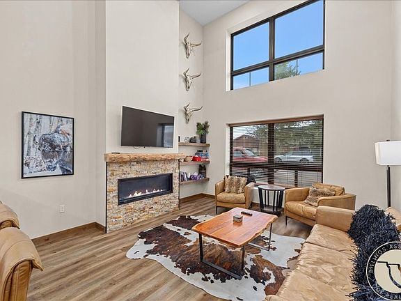 4th image of 202 Hauser Ave S