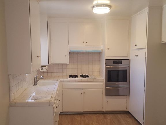 3rd image of 10866 Bloomfield St APT 4