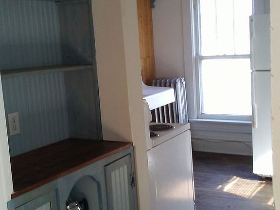 4th image of 4321 7th Ave APT 3
