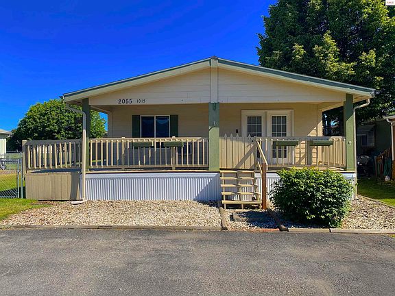 3rd image of 2055 W Jester Way