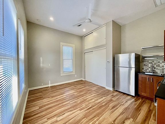 4th image of 224 North St