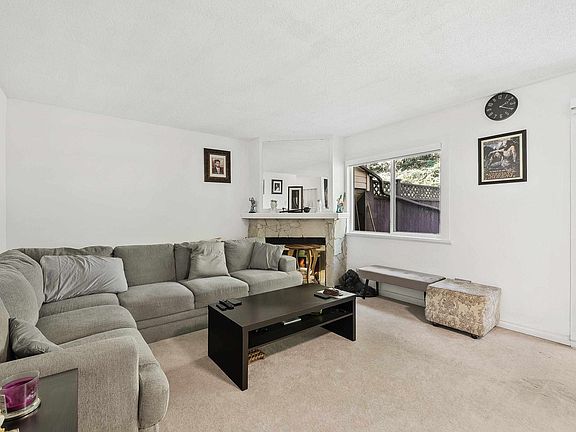 3rd image of 13345 70b Ave