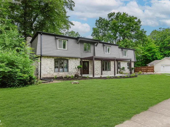 12118 Castle Row Overlook, Carmel, IN 46033