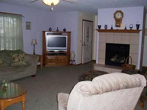 2nd image of 502 Bailey Dr