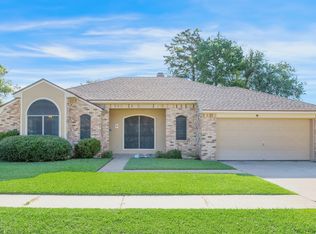 104 Bull Run Cir, Broussard, LA 70518