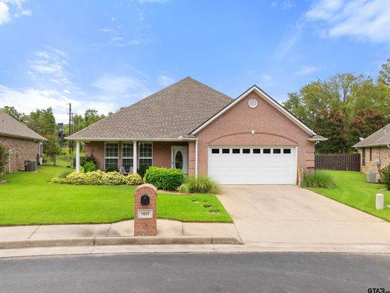1837 Hollylake Cir, Tyler, TX 75703