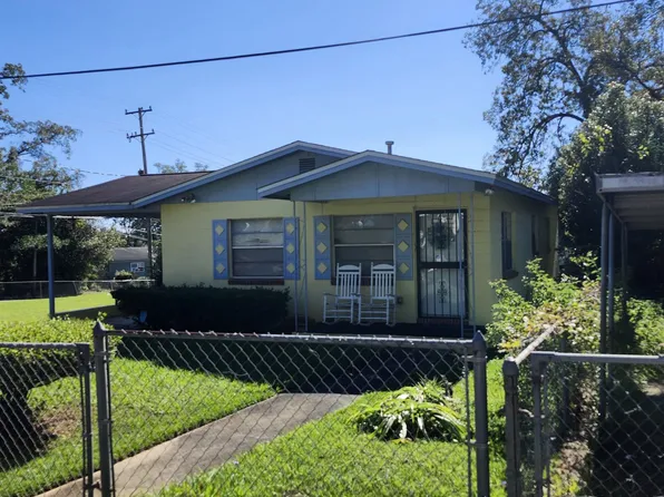 905 Dover St, Tallahassee, FL 32304