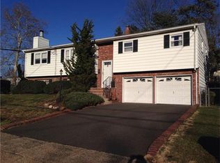 64 Roosevelt Ave, Colonia, NJ 07067