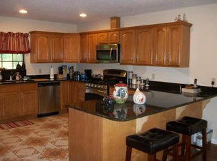 6064 Shelly Ln, Macclenny, FL 32063