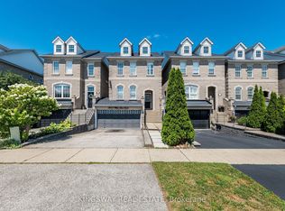 2057 White Dove Cir, Oakville, ON L6M3R7