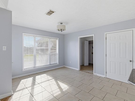 5th image of 5761 Elliott Rd