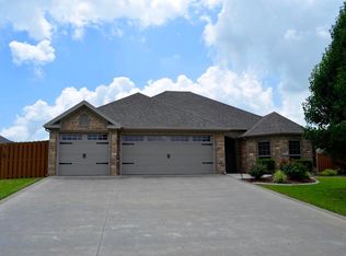 3501 SW Windy Way Ave, Bentonville, AR 72713