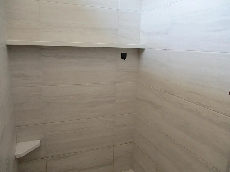177 N Canterbury Cir — Photo 22