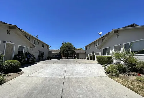 119 Fulton St Photo 1