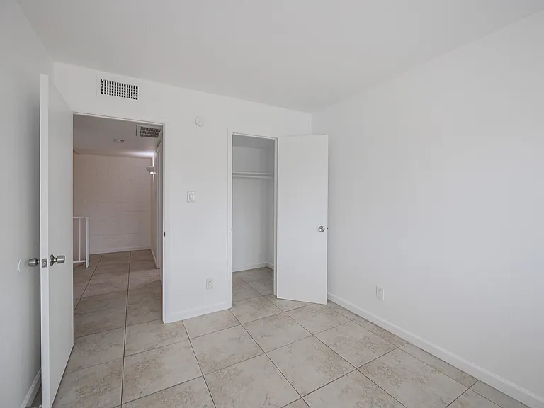4615 E Jones Ave — Photo 13