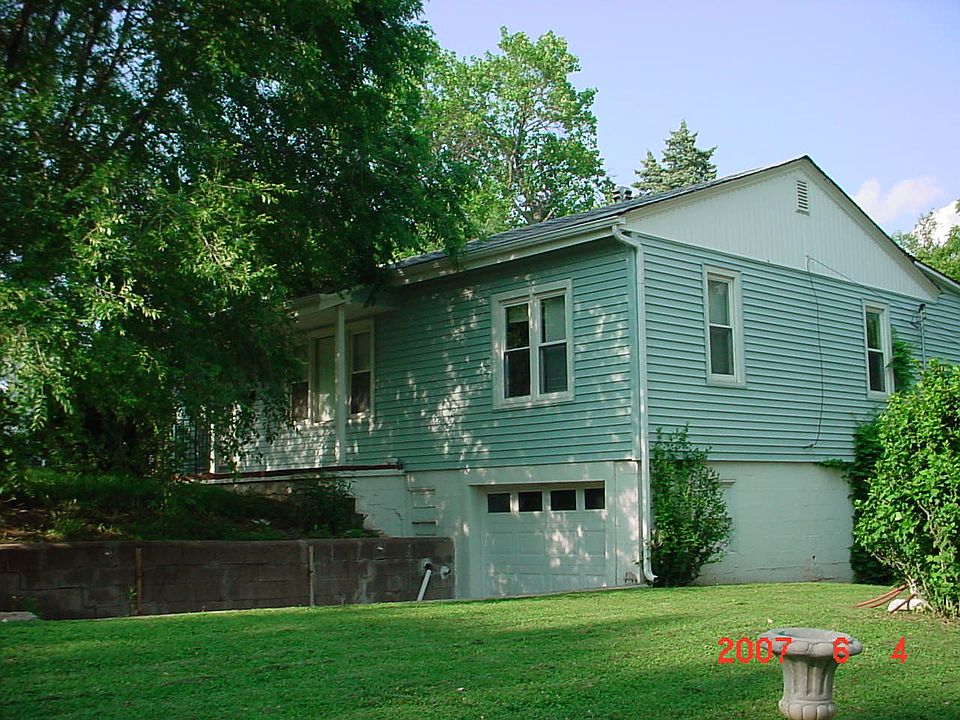 1st image of 1923 Ewing Ave