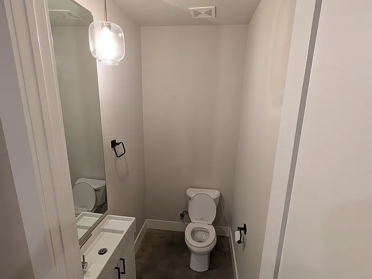1144 Mansell Ave #1 — Photo 16