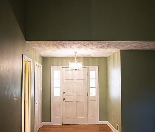 2nd image of 481 Hunters Cove Ct