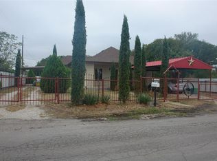 106 S Edgewood St, San Saba, TX 76877