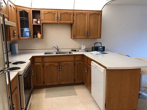 4th image of 22611 116th Ave #126