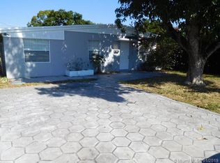 1787 NE 182nd St, North Miami Beach, FL 33162