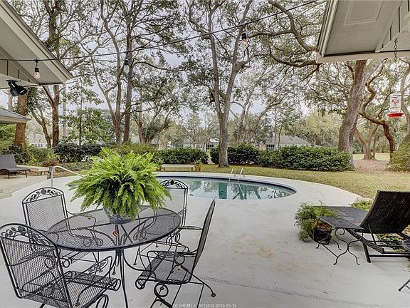 2nd image of 90 Barony Cir