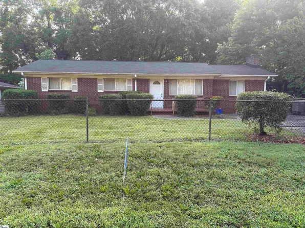 29 Monaview St, Greenville, SC 29617