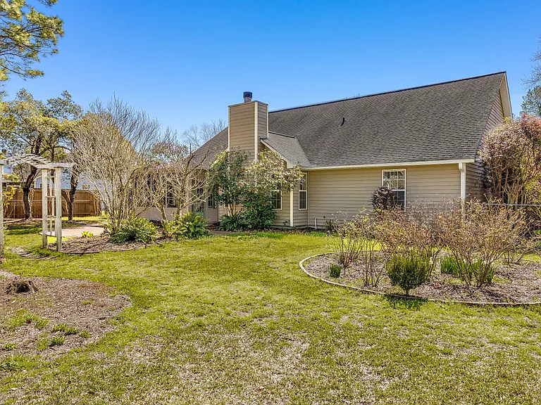3338 Pinewood Dr — Photo 23