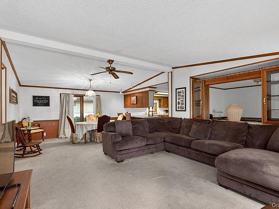 4th image of 638 Fresh Pond Avenue #375