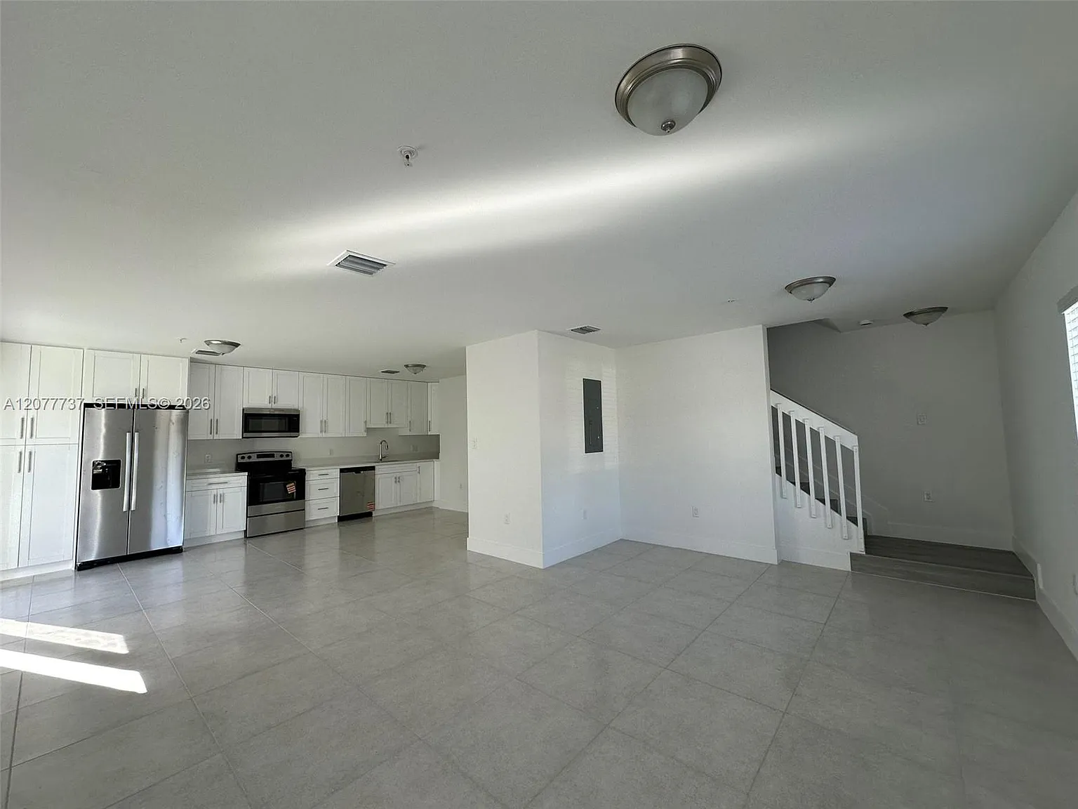 3 bed, 2.5 bath, $2,495 — Photo 3