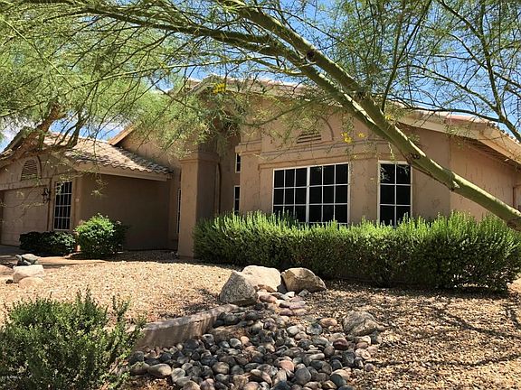 2nd image of 2624 E Verbena Dr