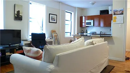 Rented by R New York