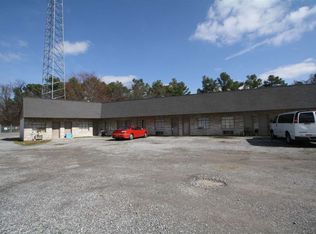 6710 Benton Rd, Paducah, KY 42003