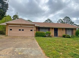 2342 Overbrook Dr, Jackson, MS 39213