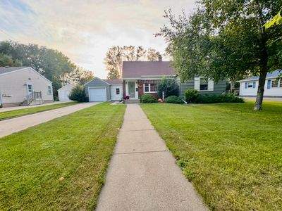 1730 S Lincoln St, Aberdeen, SD, 57401