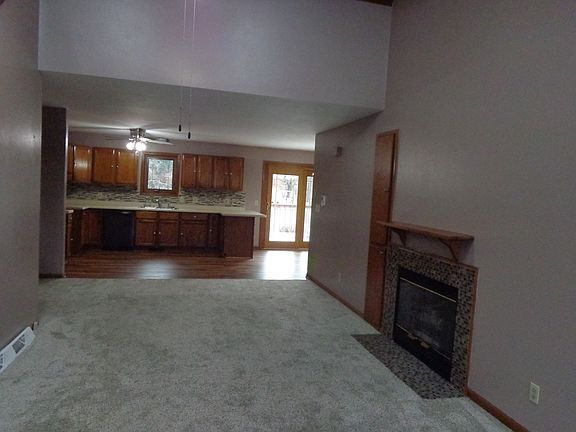 5th image of 180 Glen Hill Dr #182