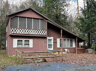 995 Knapp Pond Rd, Cavendish, VT 05142