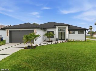 3000 11th St W, Lehigh Acres, FL 33971