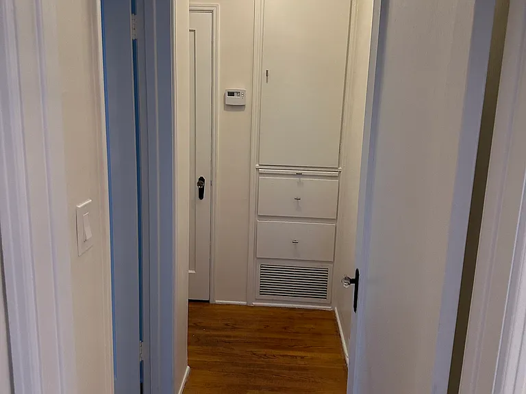 1849 S Beverly Glen Blvd #1/2 — Photo 11