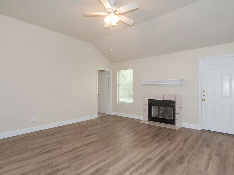 609 Sunny Brook Dr — Photo 4