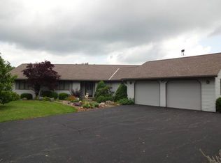 5183 SW Whitehead Rd, Granville, OH 43023