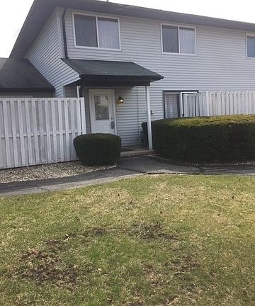3rd image of 2306 Carnation Dr #0
