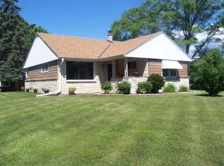 8749 N 60th St, Brown Deer, WI 53223