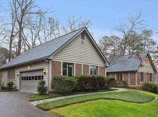 570 Spender Trce, Sandy Springs, GA 30350