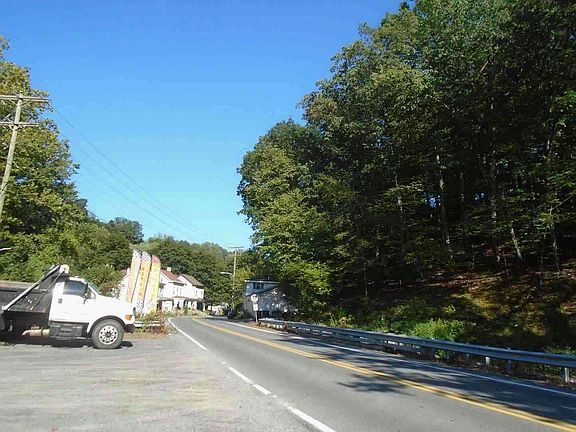 4th image of 309 Wyomissing Rd