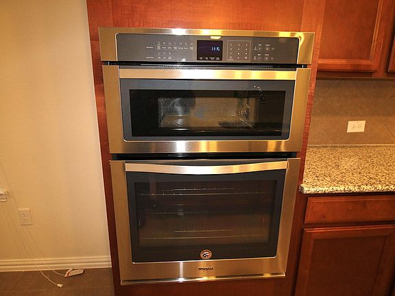 5th image of 3309 Weyburn Dr