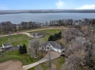 11566 199th Cir, Silver Lake, MN 55381