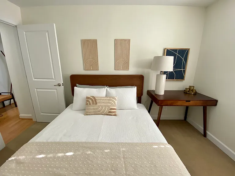 5696 Kingsbury Ave #402 — Photo 19