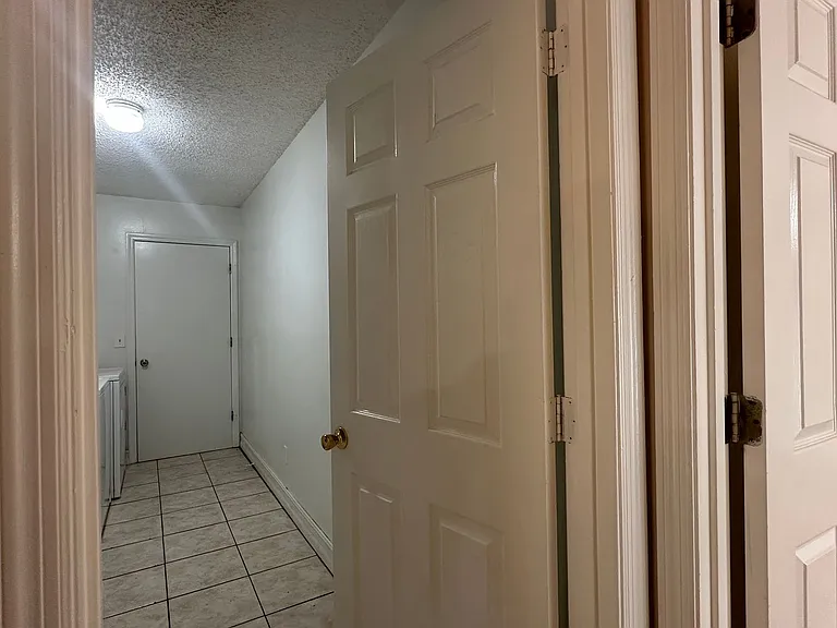487 Carrigan Ave — Photo 32